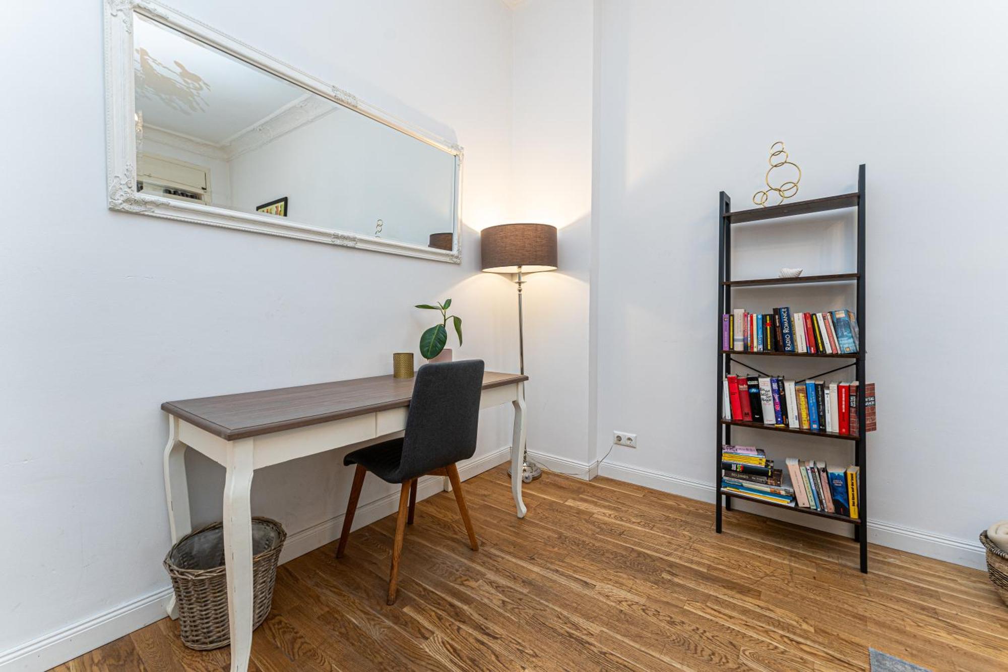 Be In Zentral Und Ruhig Fuer Familien Und Geschaeftsreisende In Schoeneberg * Berlijn