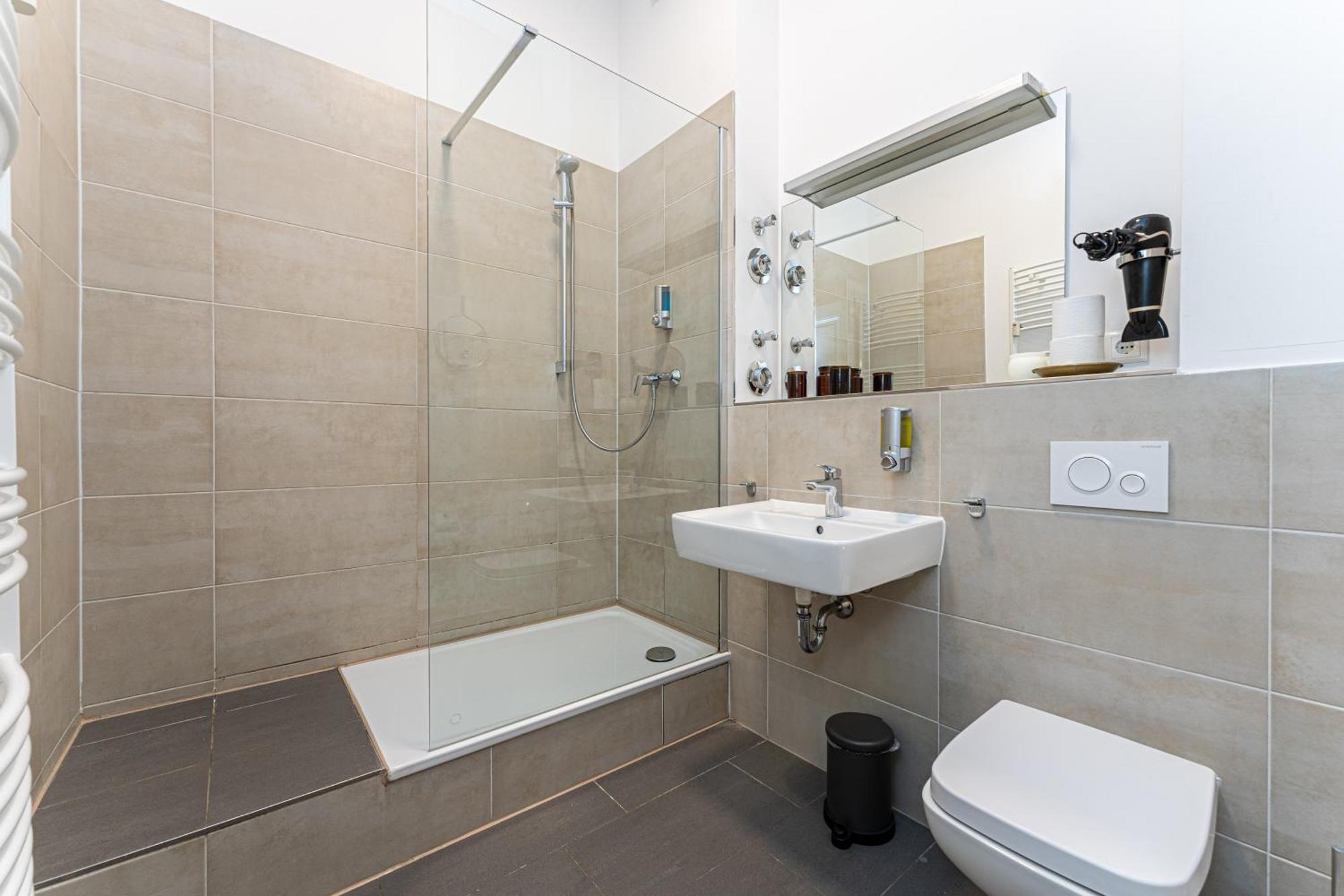 Appartement Be In Zentral Und Ruhig Fuer Familien Und Geschaeftsreisende In Schoeneberg Berlijn